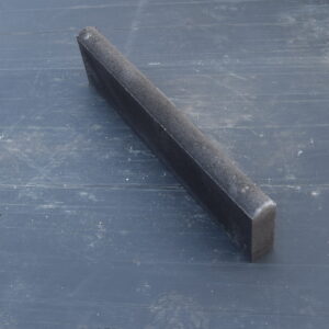 Round Top Edging 600mm Dark Grey