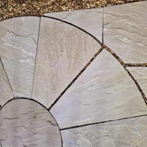 Sandstone Grey Circle 1.8m With Corners